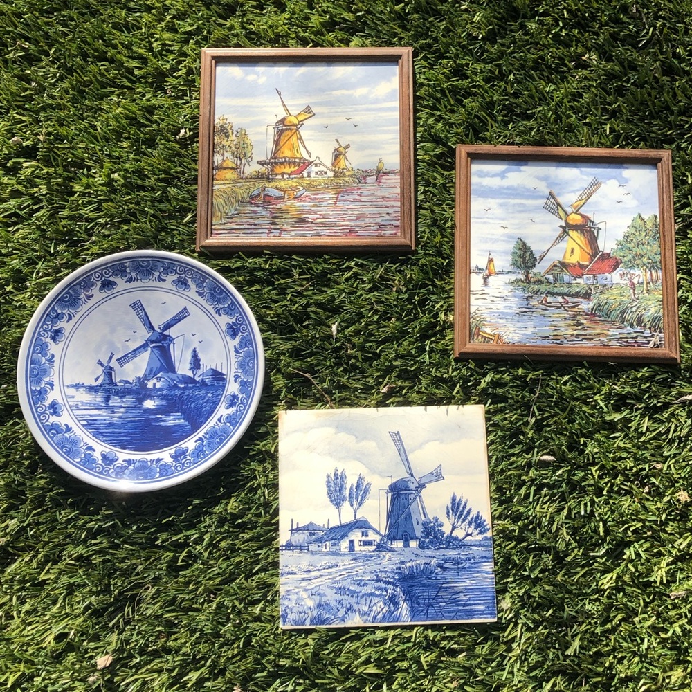 Set of 4 Delft Blauw items (tiles and a plate)